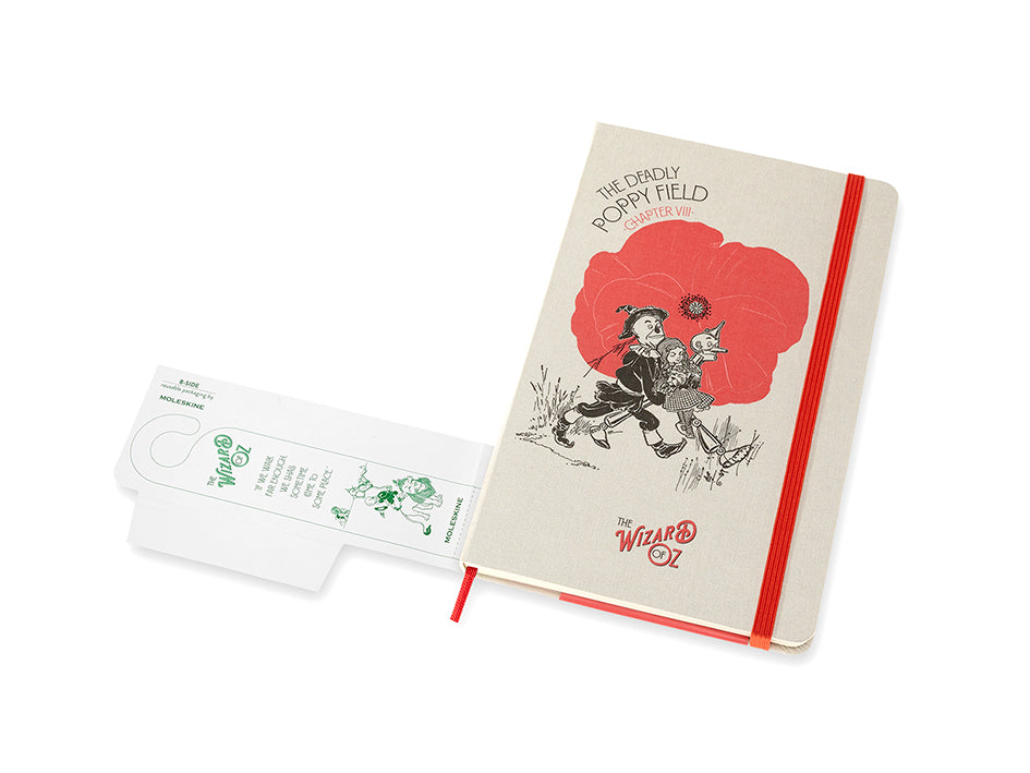 The Deadly Poppy Field – Linjert – Moleskine notatbok (Trollmannen fra Oz)