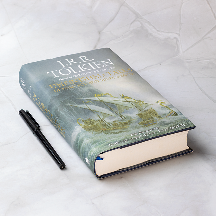 Unfinished Tales of Numenor and Middle-Earth (Innbundet)