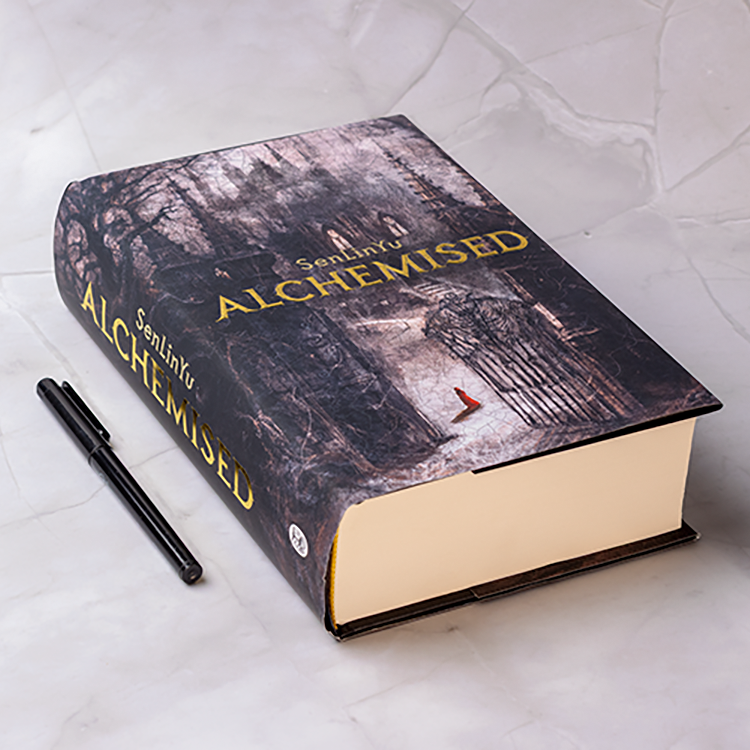 Alchemised (Innbundet)