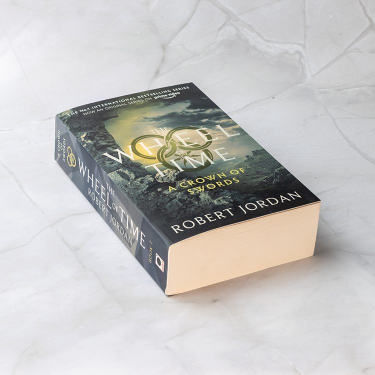 A Crown Of Swords (Bok 7 fra The Wheel of Time)