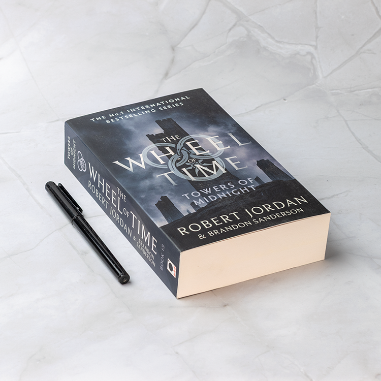 Towers Of Midnight (Bok 13 fra The Wheel of Time)