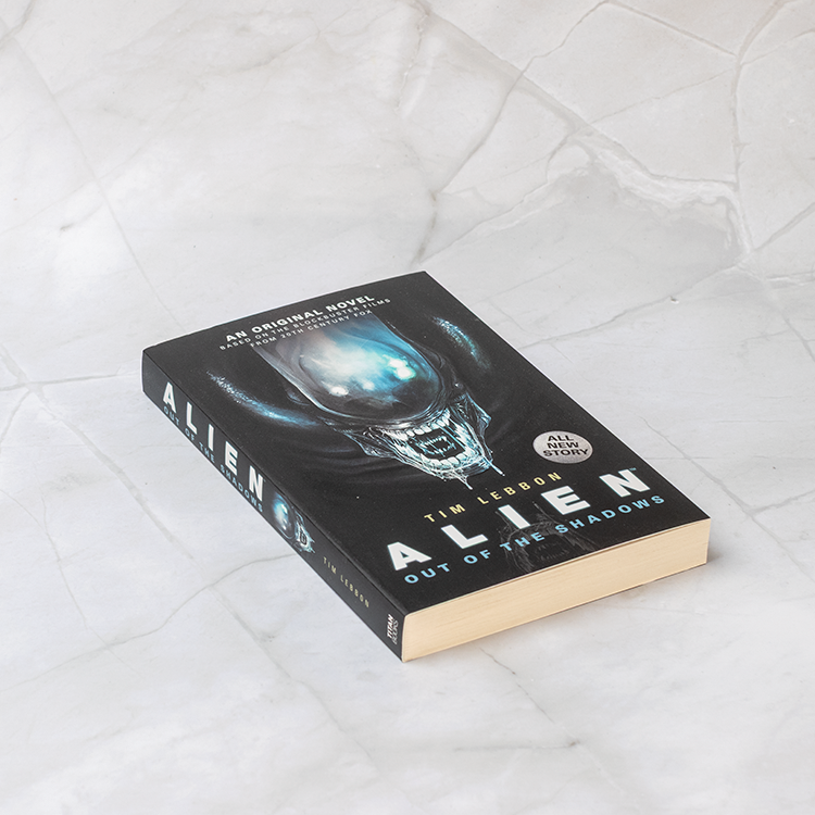 Alien: Out of Shadows (Book 1)