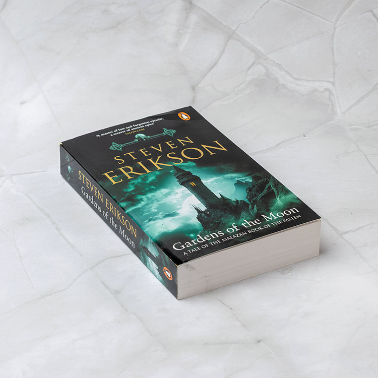 Gardens Of The Moon: (Malazan Book Of The Fallen 1)