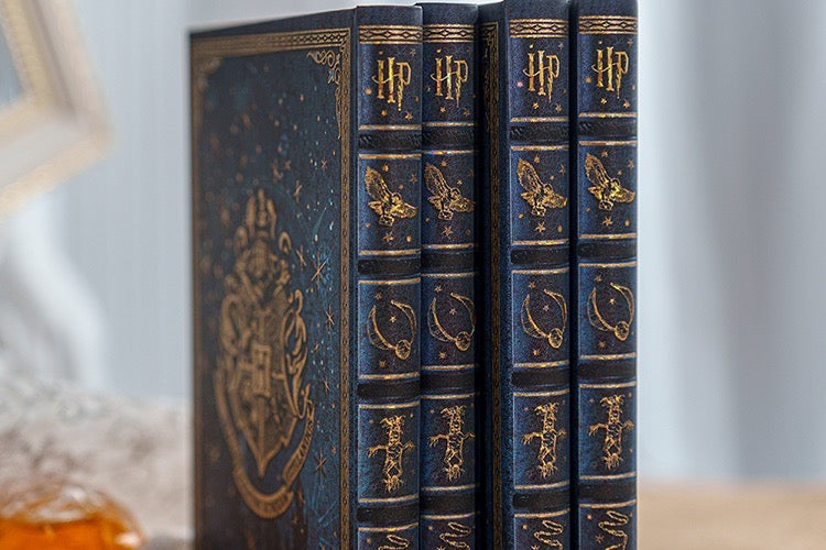 Legends of Hogwarts - Midi Paperblanks notatbok