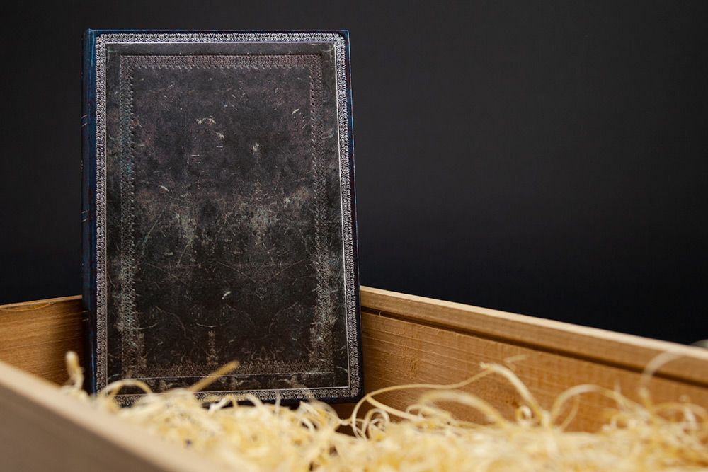 Midnight Steel - Ultra Paperblanks notatbok (Linjert)