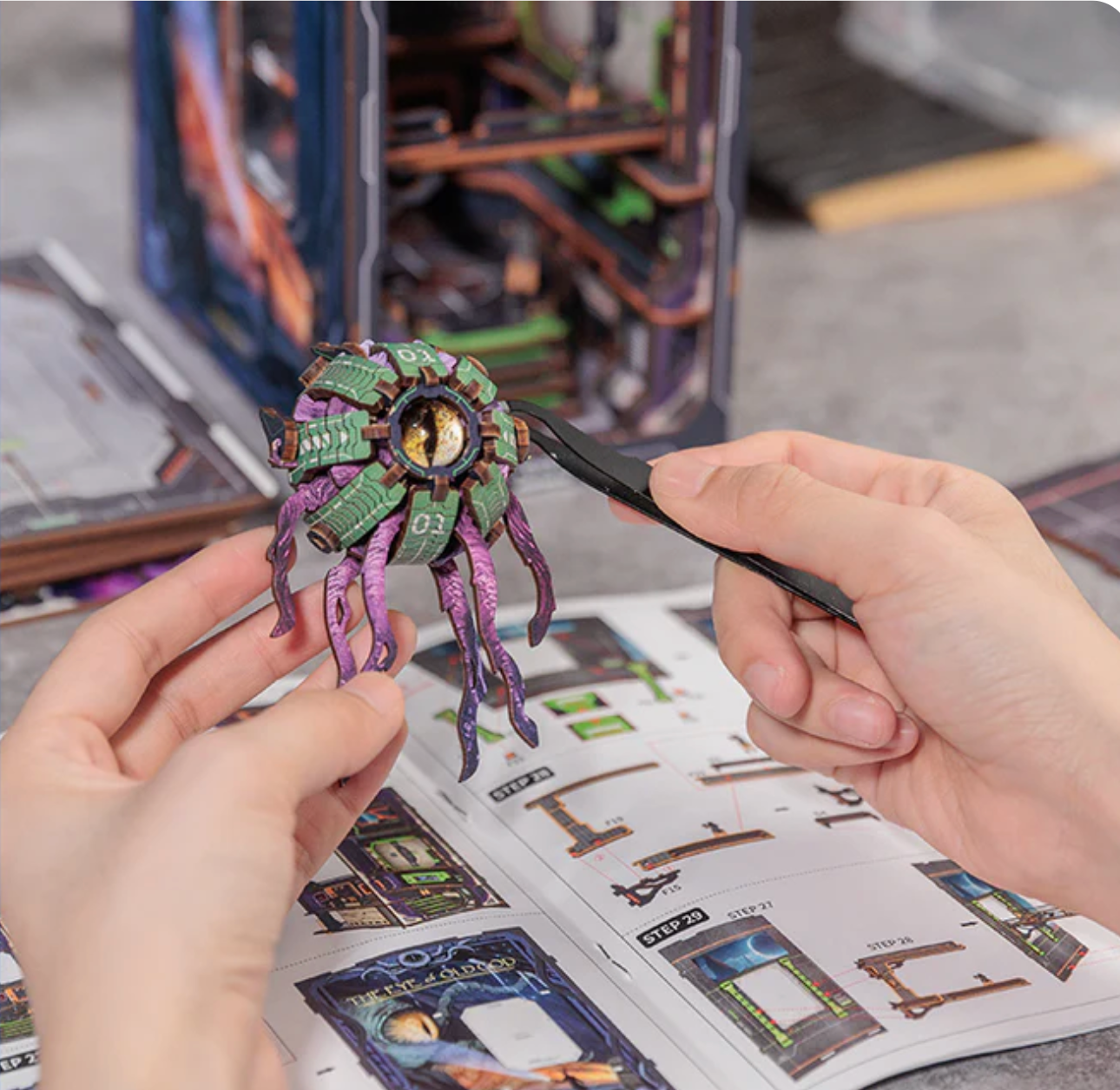 The Eye of Old Good - Book nook byggesett