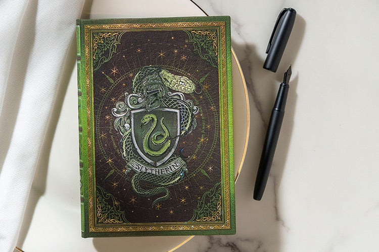 Slytherin - Midi Paperblanks notatbok