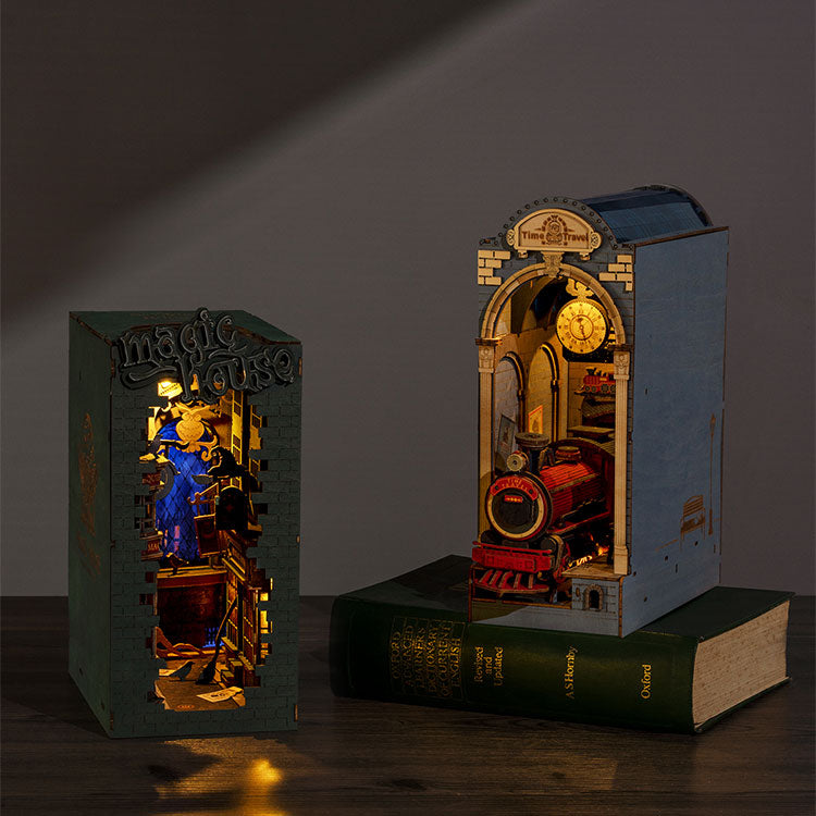 Magic House – Rolife book nook