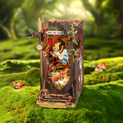 Fall into Wonder – Alice i eventyrland - Book nook