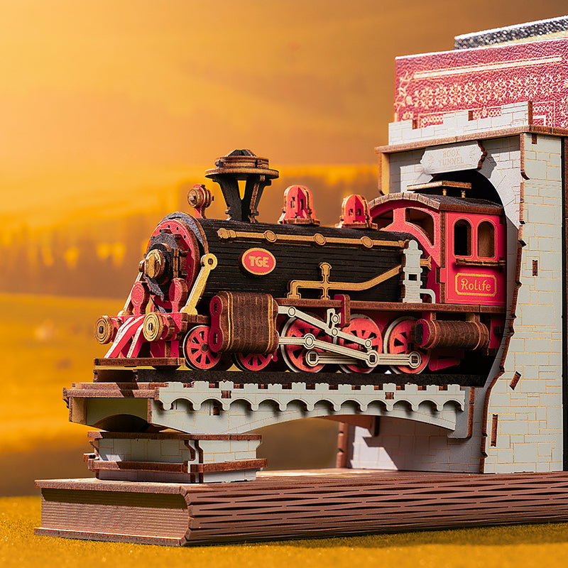 Century Train – Rolife book nook