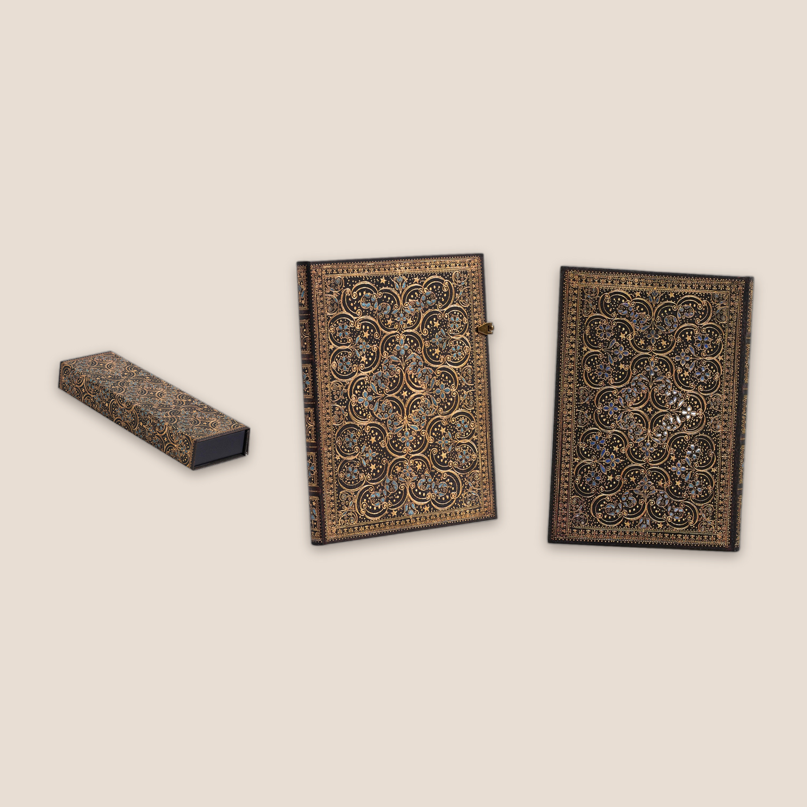 The Queen's Binding: Dronningens bibliotek (Samling)