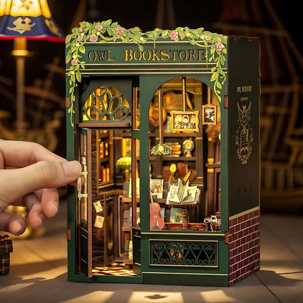 Owl Bookstore - Book nook byggesett – bilde 4